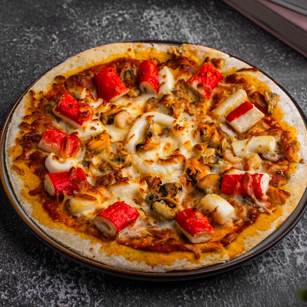   Seafood Pizza